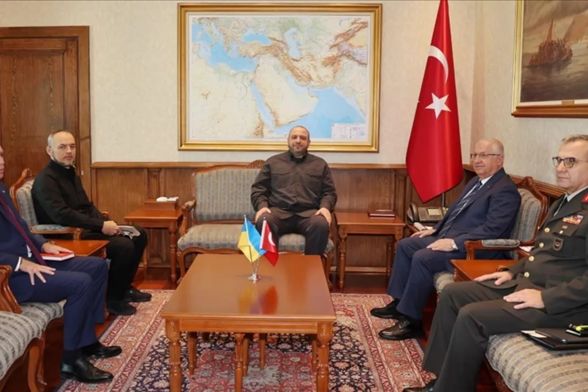 Turkish, Ukrainian Defense Ministers Meet in Ankara