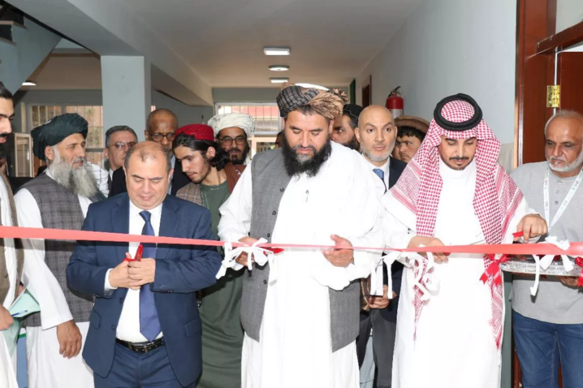 Azerbaijan Funds Carpet Weaving Training Center in Afghanistan