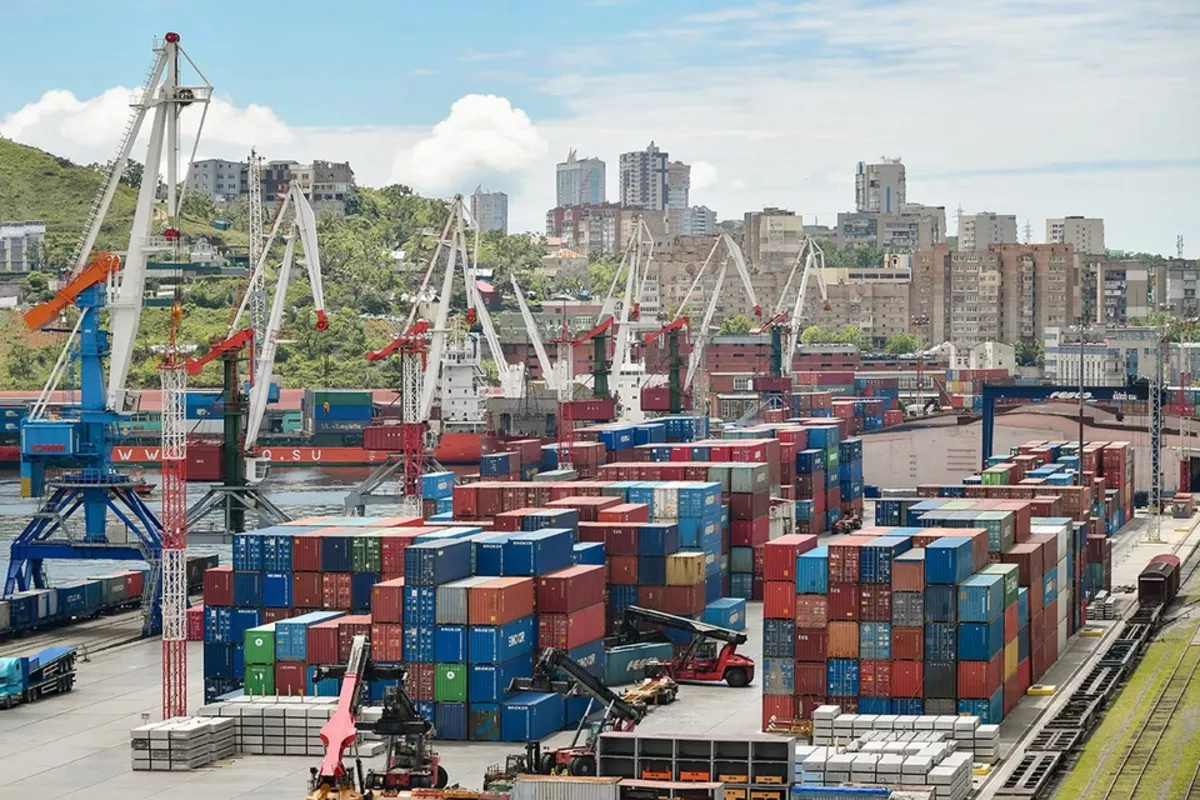 Russia Builds New Maritime Corridor to Challenge Western Trade Dominance