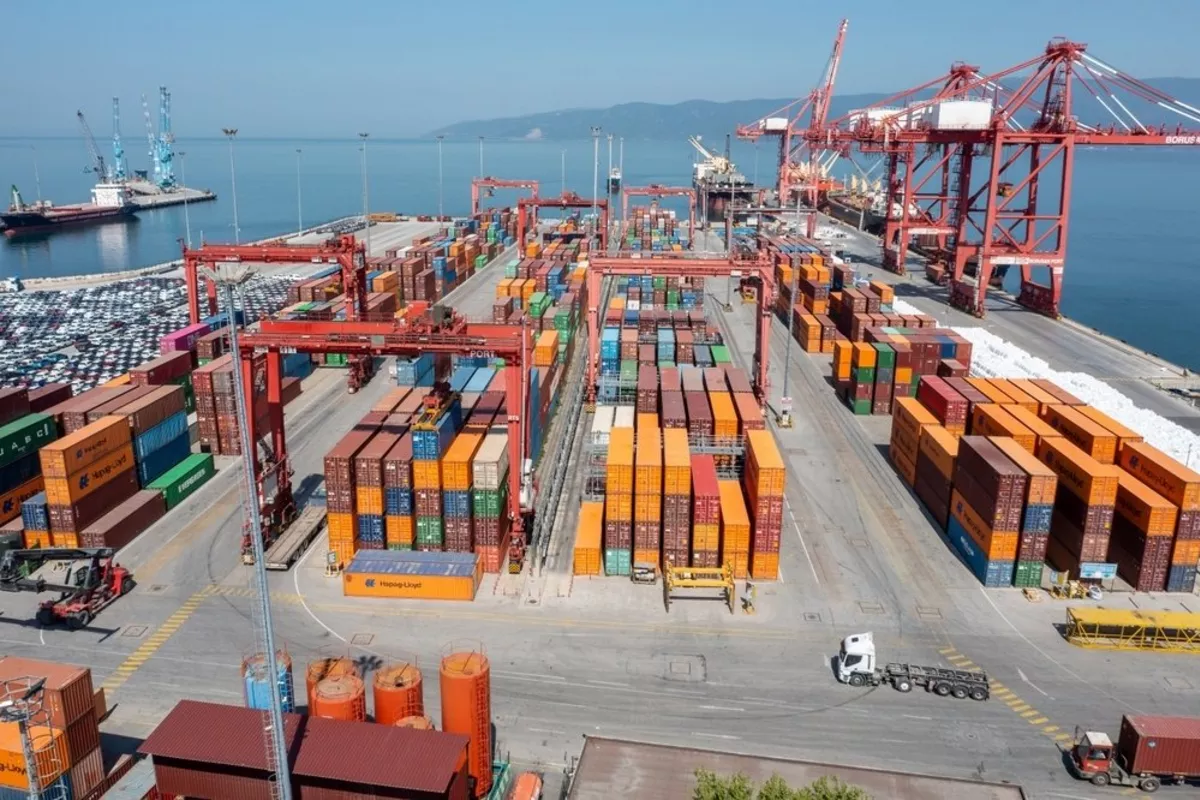 Türkiye Emerges as Key Stabilizing Force Amid Rising Tensions in Hormuz