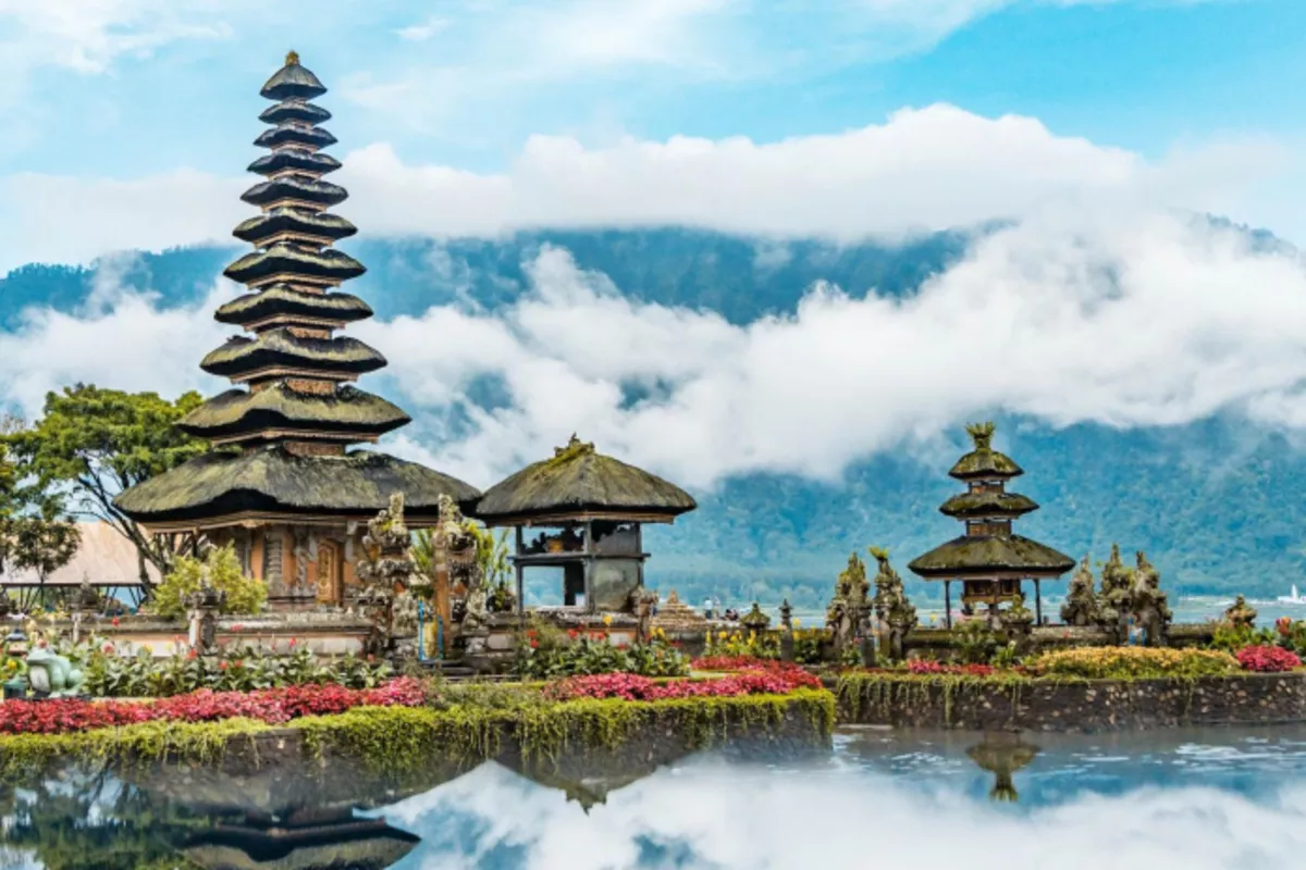 Bali Fuel Crisis Disrupts Excursions for Russian Tourists