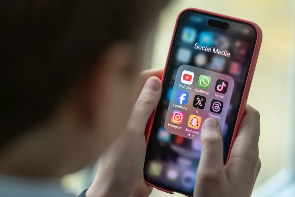 Kazakhstan Eyes Social Media Ban for Uder-16s