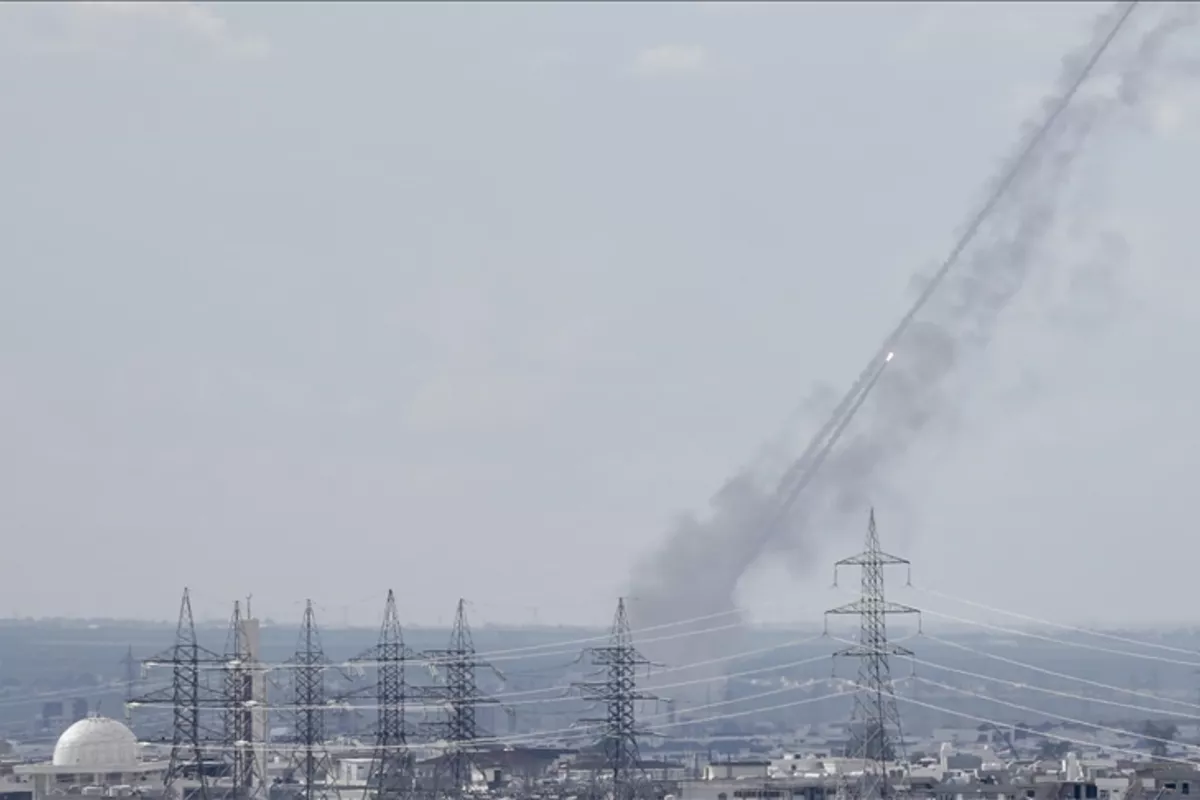 Smoke Billows from US Military Base in Erbil Following Explosions