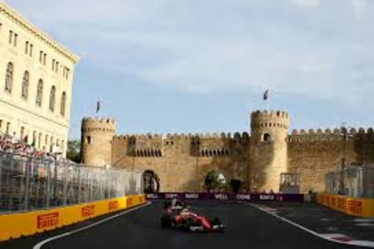 Multiple Crashes Disrupt Formula 2 Sprint Race at Azerbaijan Grand Prix