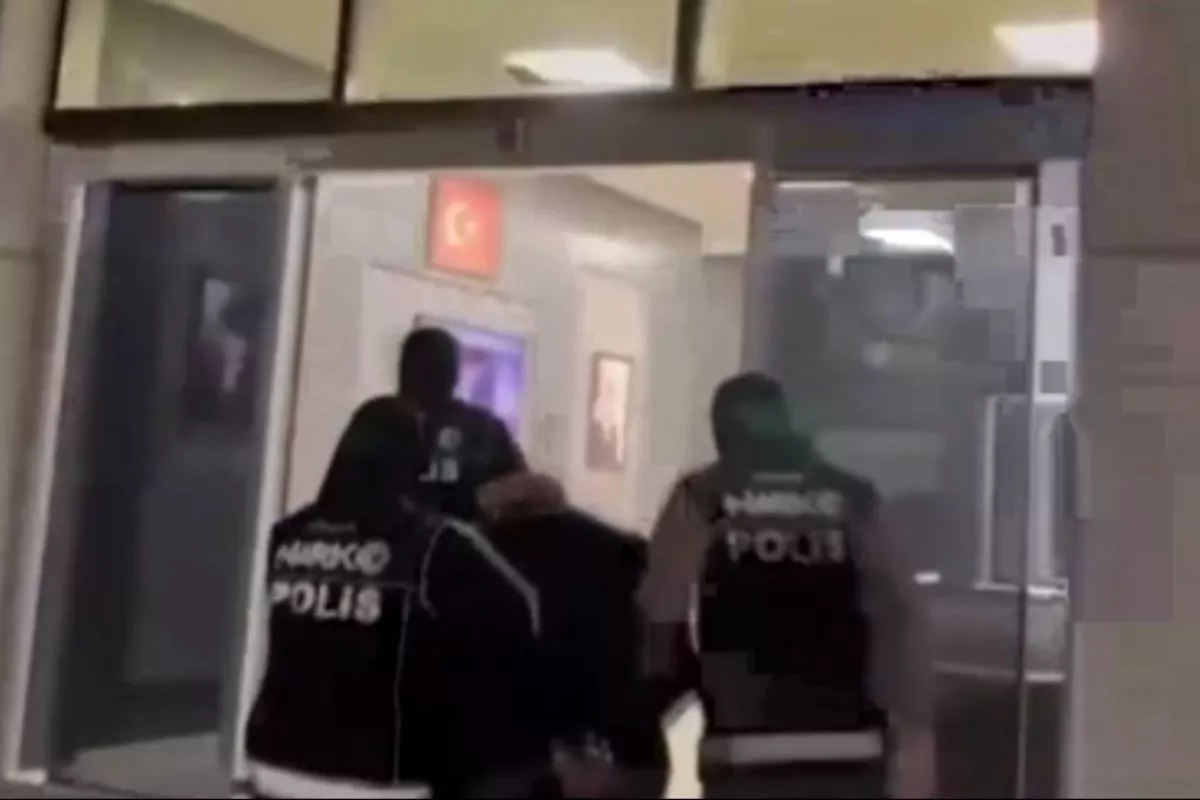 Istanbul Police Arrest Algerian Man Wanted by Interpol
