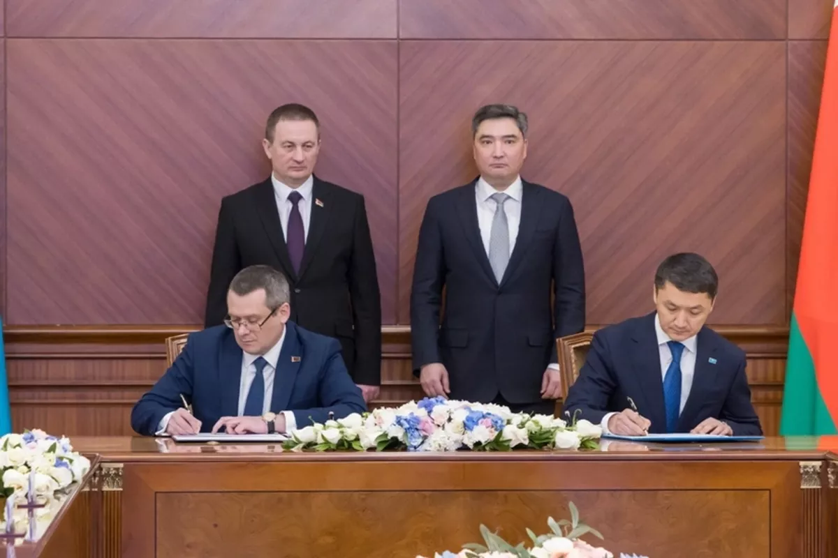 Belarus, Kazakhstan Sign Major Agreements to Strengthen Trade and Industrial Cooperation