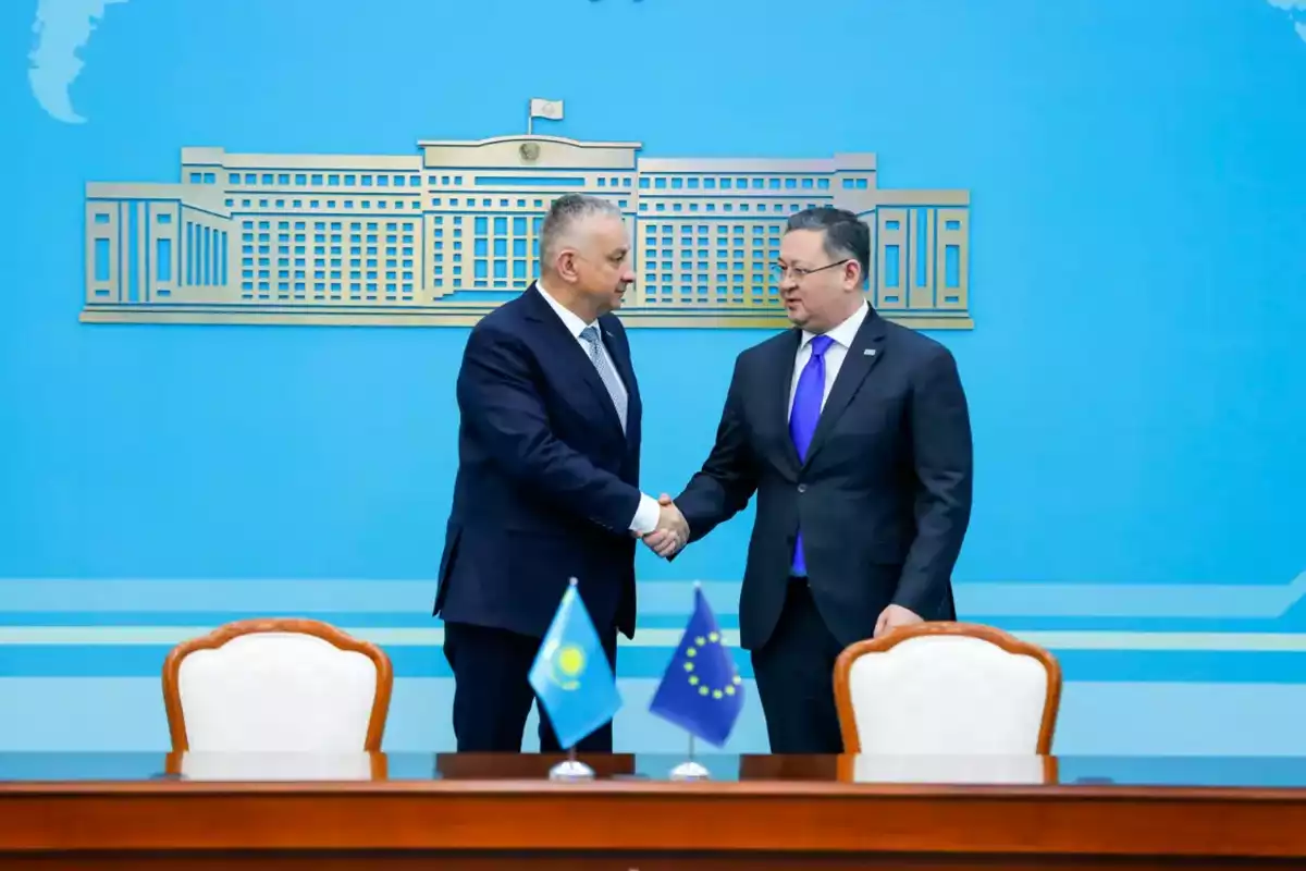 Kazakhstan and EU Sign €3 Million Contract on Critical Raw Materials