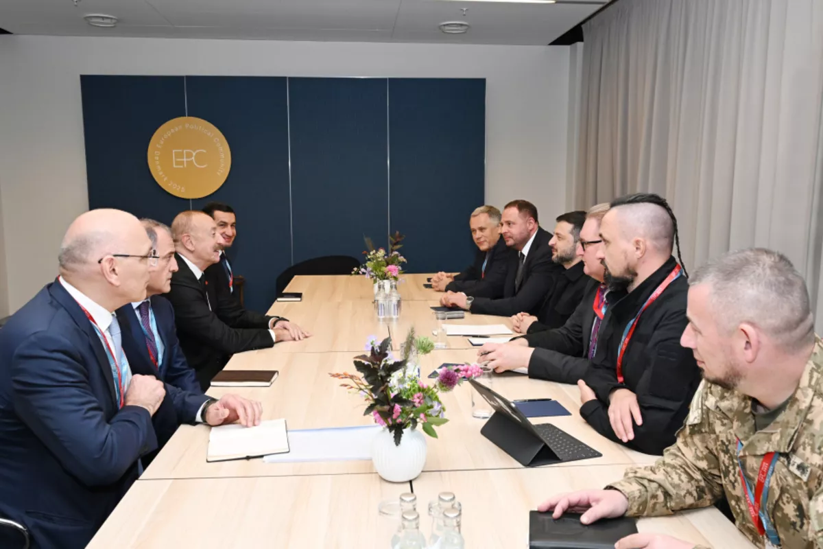 Azerbaijani, Ukrainian Presidents Discuss Energy Cooperation