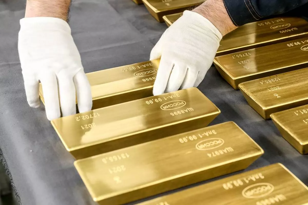 Russia’s Gold Output Forecast Raises Questions