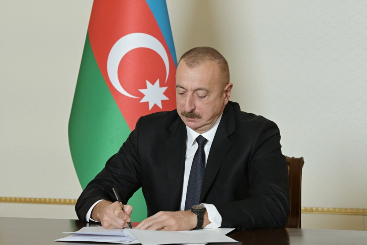 Azerbaijani President Signs Order on Conscription