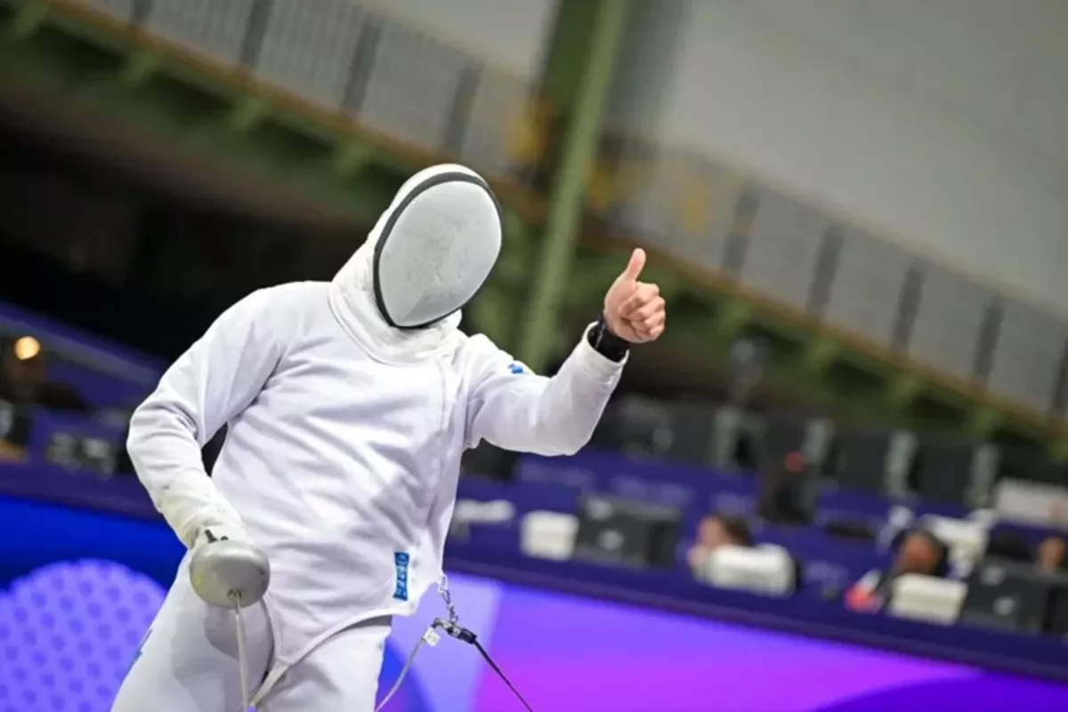 Kazakh Fencers Cut Through to Semifinals at 2025 World Championships