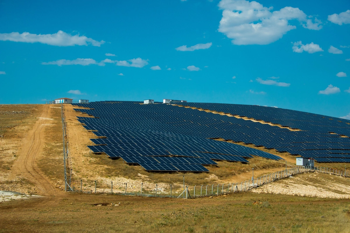 Türkiye Surpasses Solar Power Goal, Doubling Capacity Ahead of 2025 Target