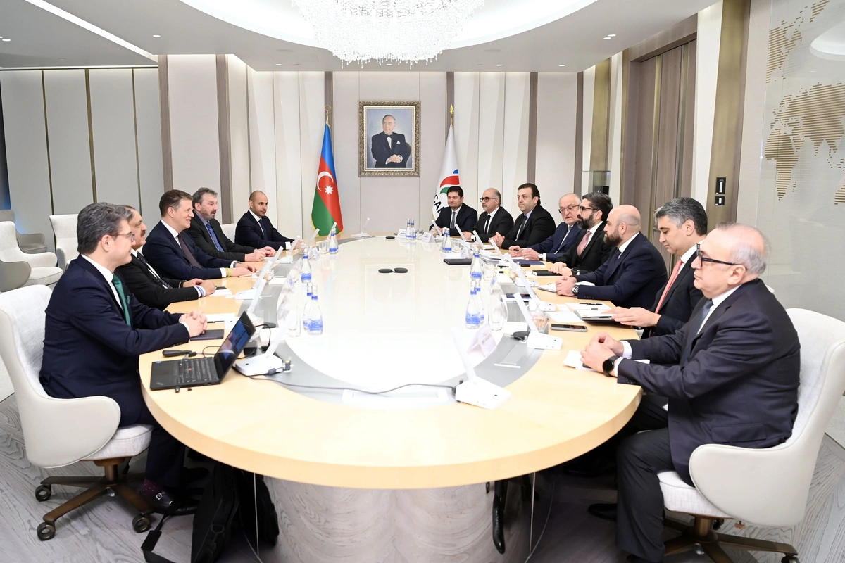 SOCAR and UAE’s Crescent Petroleum Explore Cooperation Prospects