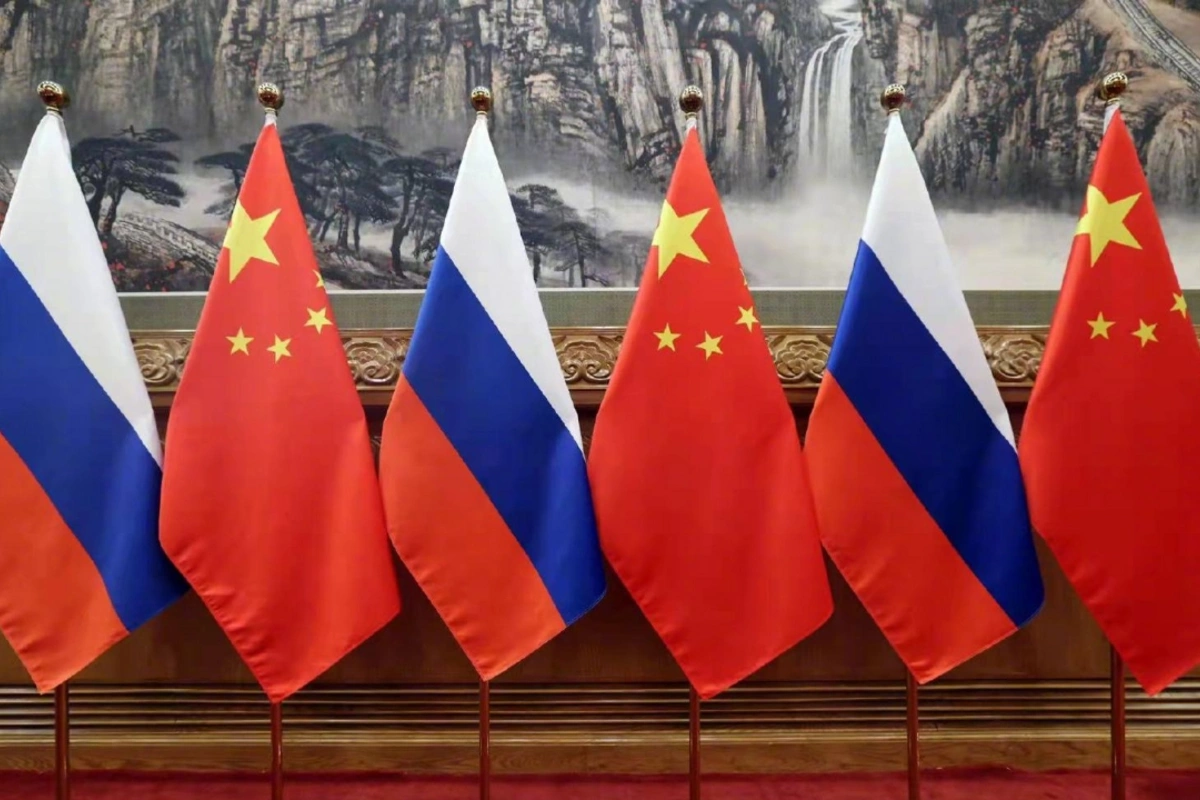 Russia, China Commit to Enhancing Prosperity in Border Regions