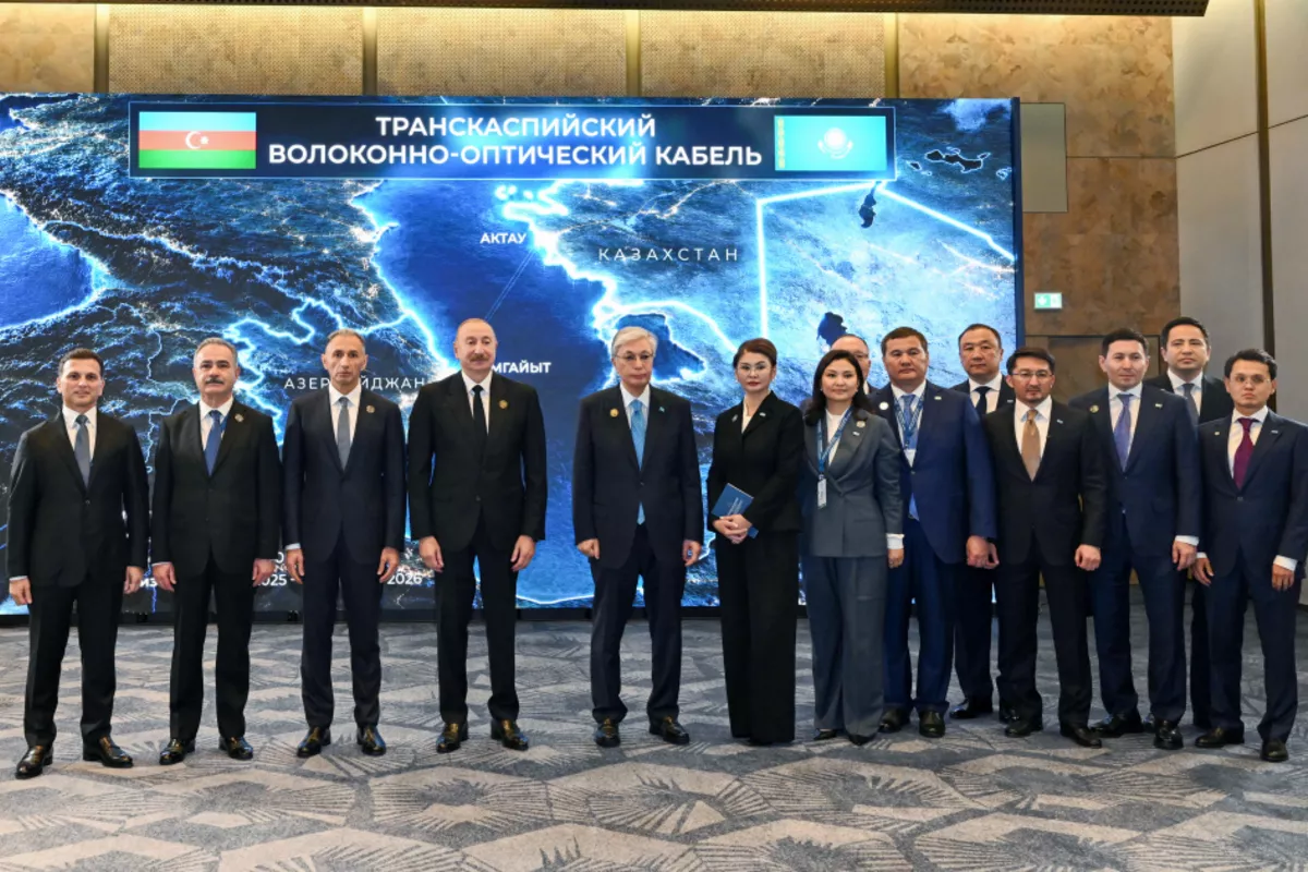 Azerbaijani, Kazakh Leaders Open Trans-Caspian Fiber-Optic Line