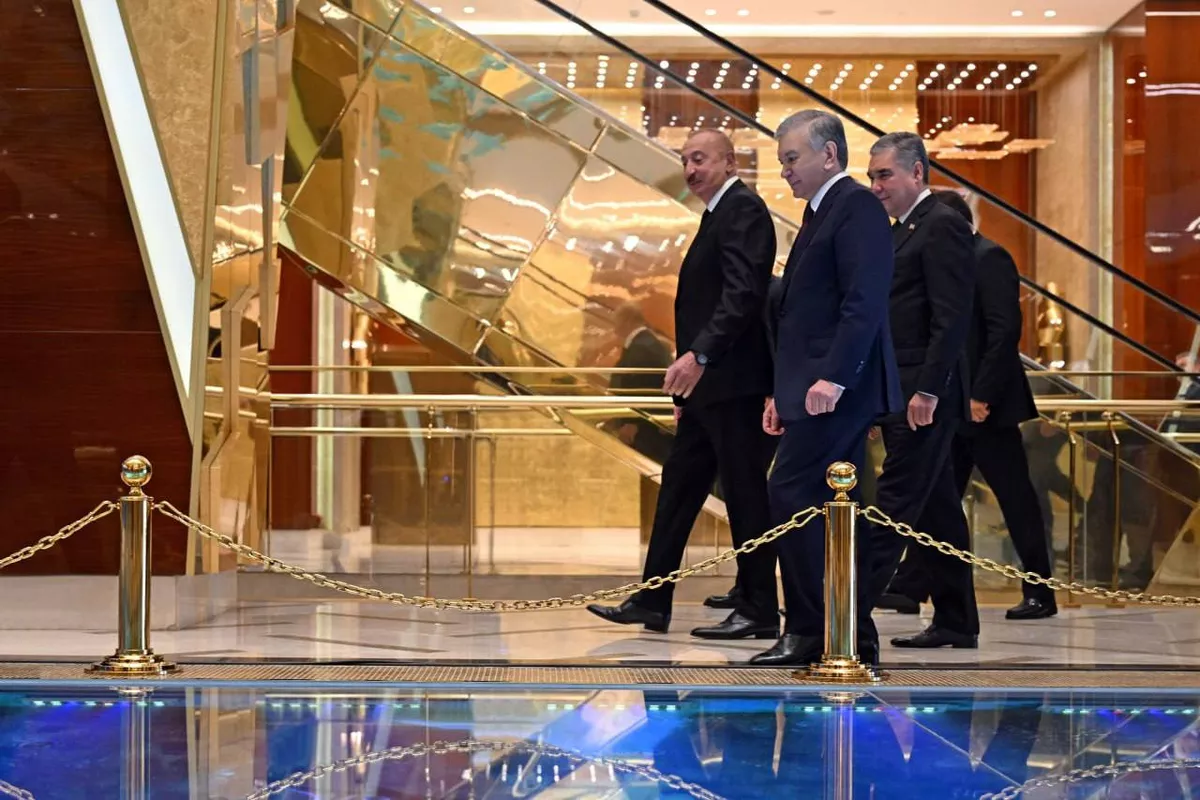 Trilateral Summit in Turkmenistan Addresses Transport, Energy, and Trade