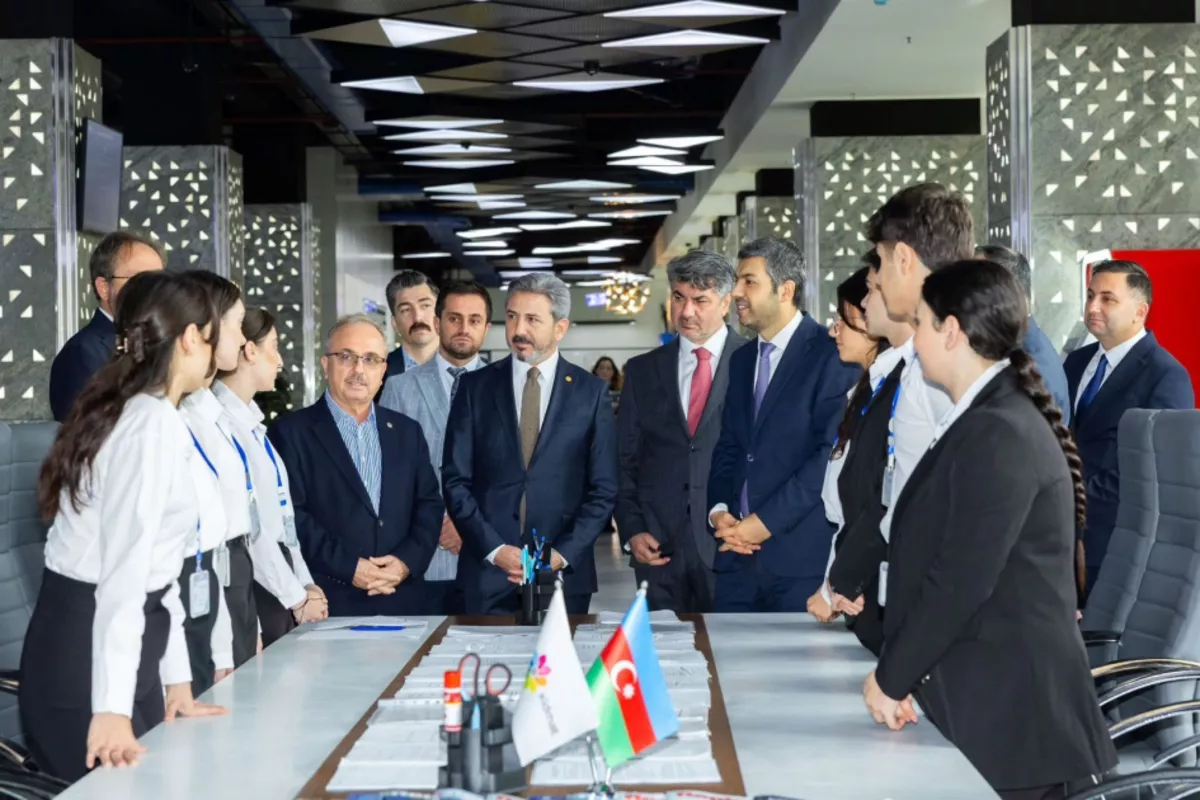 Turkish Deputy Minister Visits 'ASAN Khidmet' Center