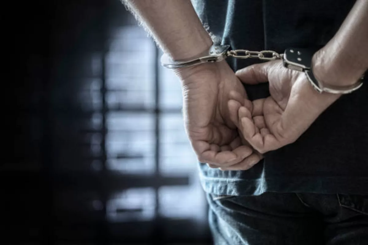Azerbaijan Receives Fraud Suspect Extradited from Kazakhstan