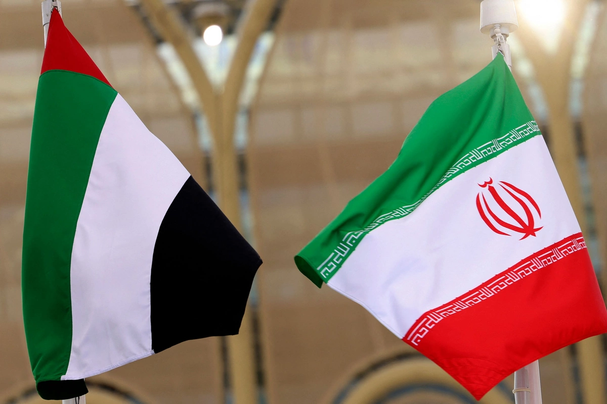 Iran, UAE Discuss Regional Developments