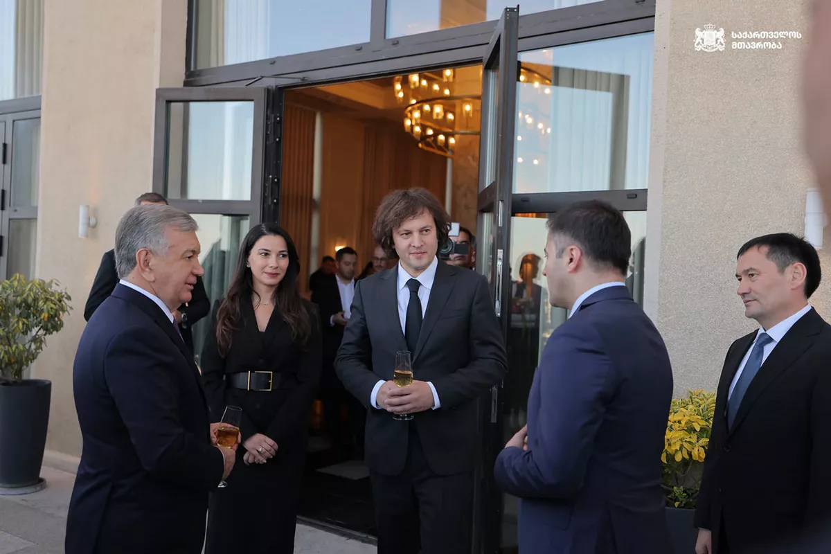 Georgian PM Hosts Grand State Reception for Uzbek President in Tbilisi