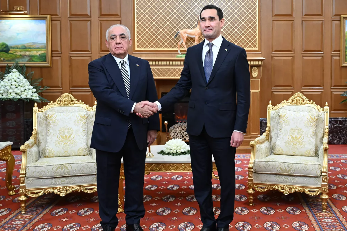 Azerbaijani PM, Turkmen Leader Emphasize Political Dialogue