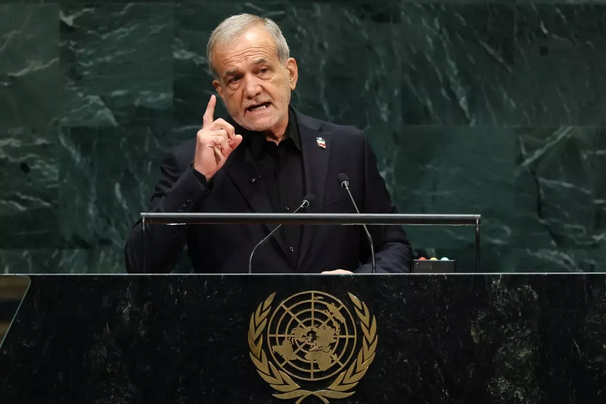 Pezeshkian Highlights Iran's Full Readiness for Defense in UN Speech