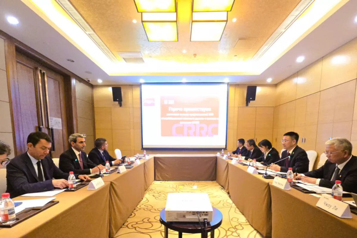 Azerbaijan Railways Seeks Stronger Co-Op with Chinese Firms to Enhance Freight Transport