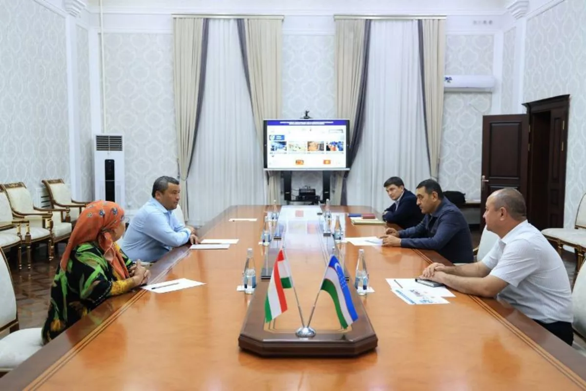 Uzbekistan, Tajikistan Team Up on $10 Million Cable Plant in Fergana