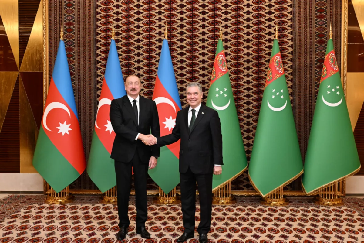 Azerbaijani, Turkmen Leaders Hold One-On-One Talks In Turkmenbashi