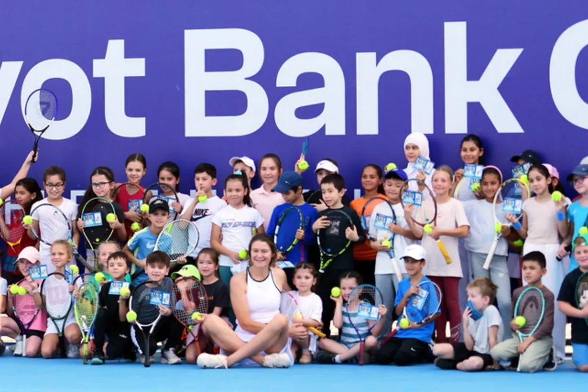 Tennis Legend Dinara Safina Inspires Young Athletes at Masterclass in Uzbekistan