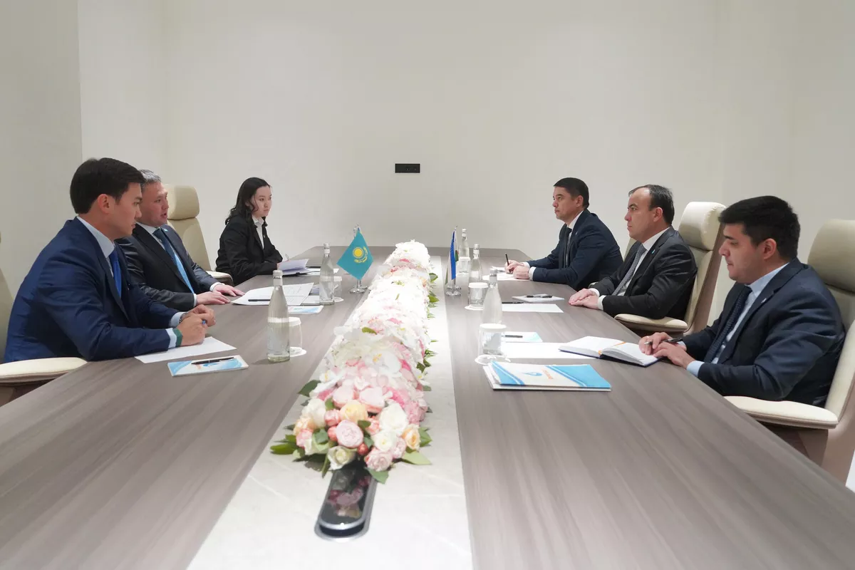Uzbekneftegaz, KazMunayGas Forge Agreement to Boost Hydrocarbon Projects