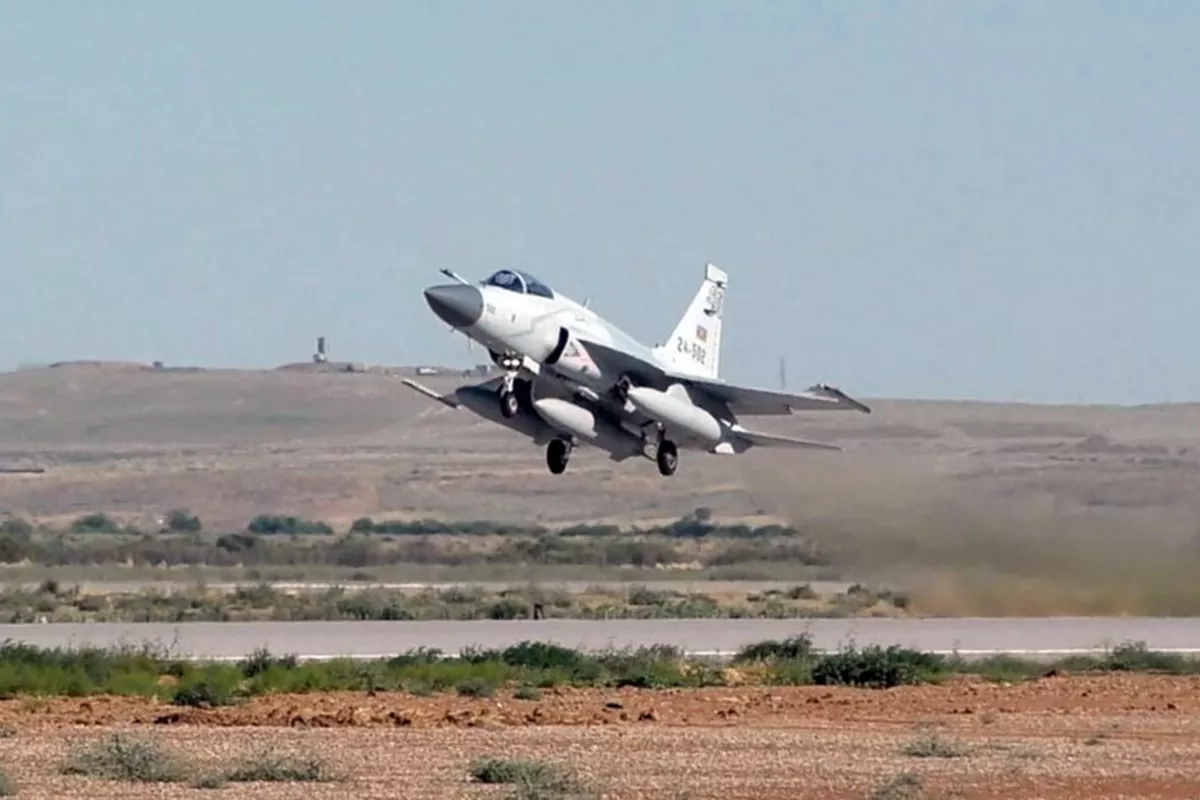 Azerbaijan Showcases Its Most Advanced JF-17 Fighter Jets - VIDEO