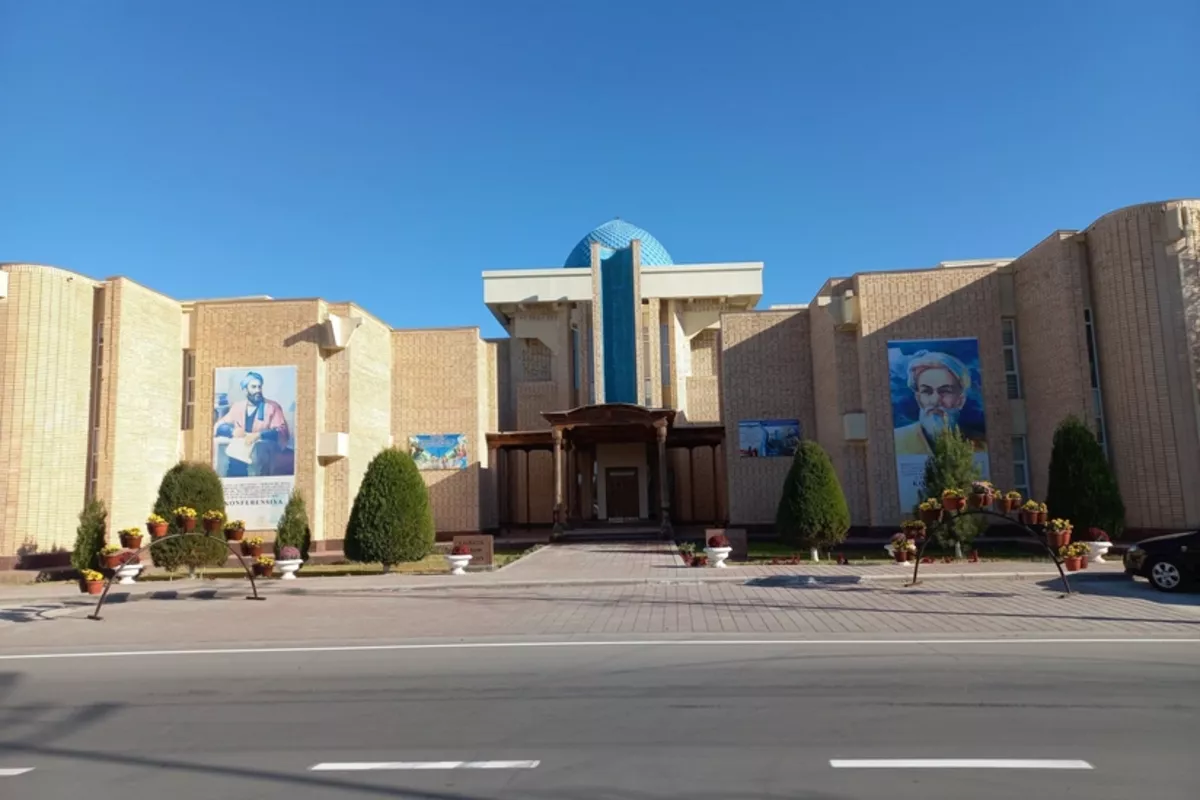 Azerbaijani Journalists Visit Uzbekistan’s Leading Educational and Scientific Institutions