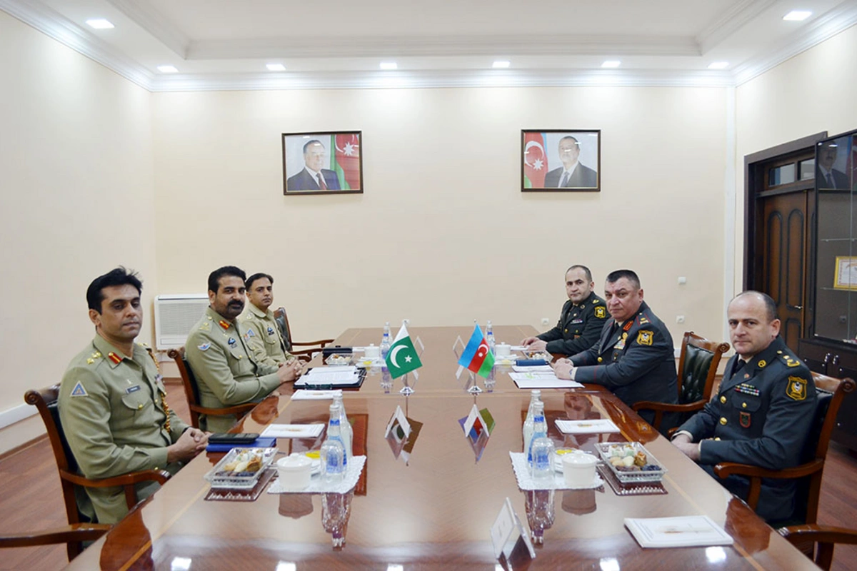 Azerbaijan and Pakistan Discuss Future Prospects of Military Cooperation