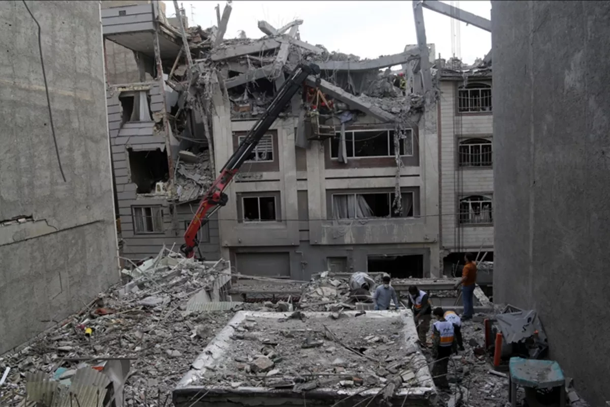 Missile Debris Injuries Five in Abu Dhabi