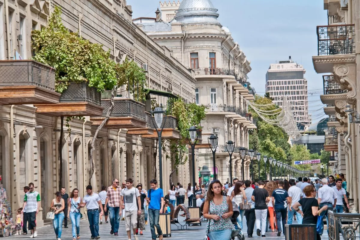 Azerbaijan's Tourism Services Balance Shows Surplus in 1H25