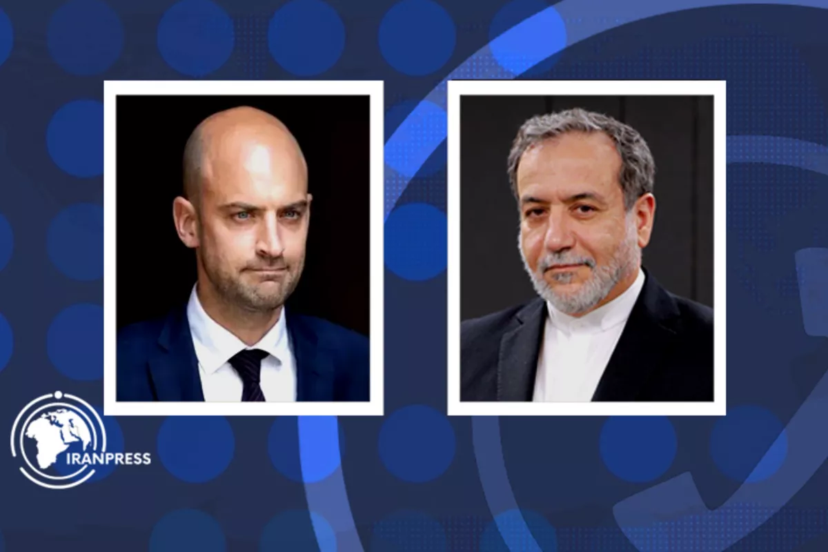 Iran and France FMs Hold Phone Call Amid Snapback Talks