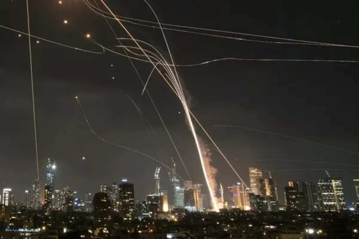 Israel-Iran Conflict Enters Seventh Day Amid Ongoing Cross-Border Strikes