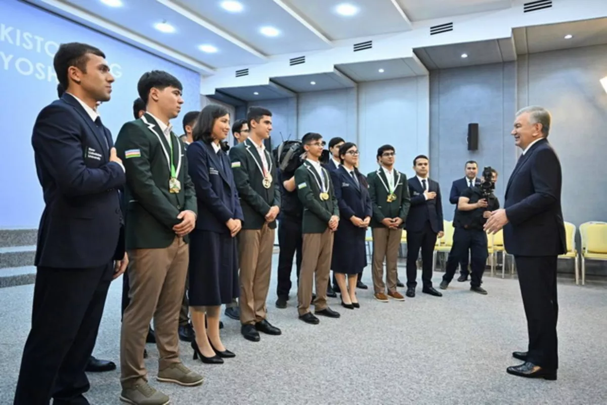 Uzbek President Visits “Renaissance” Camp to Boost Youth Education and Talent Programs