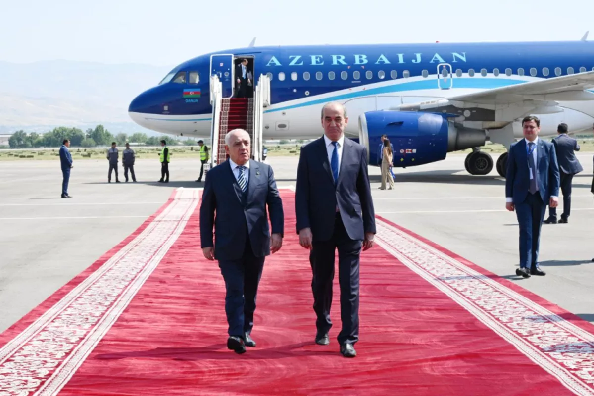 Azerbaijani PM Begins Working Visit to Dushanbe