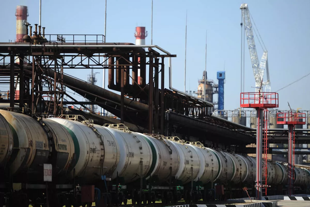 Russia Rules Out Diesel Export Ban Amid Global Fuel Concerns