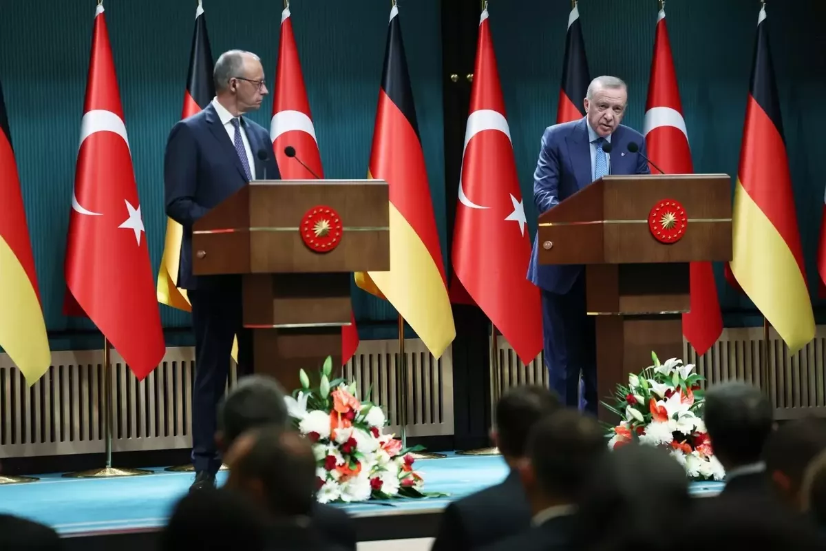 Erdoğan Calls on Europe to Strengthen Defense Cooperation