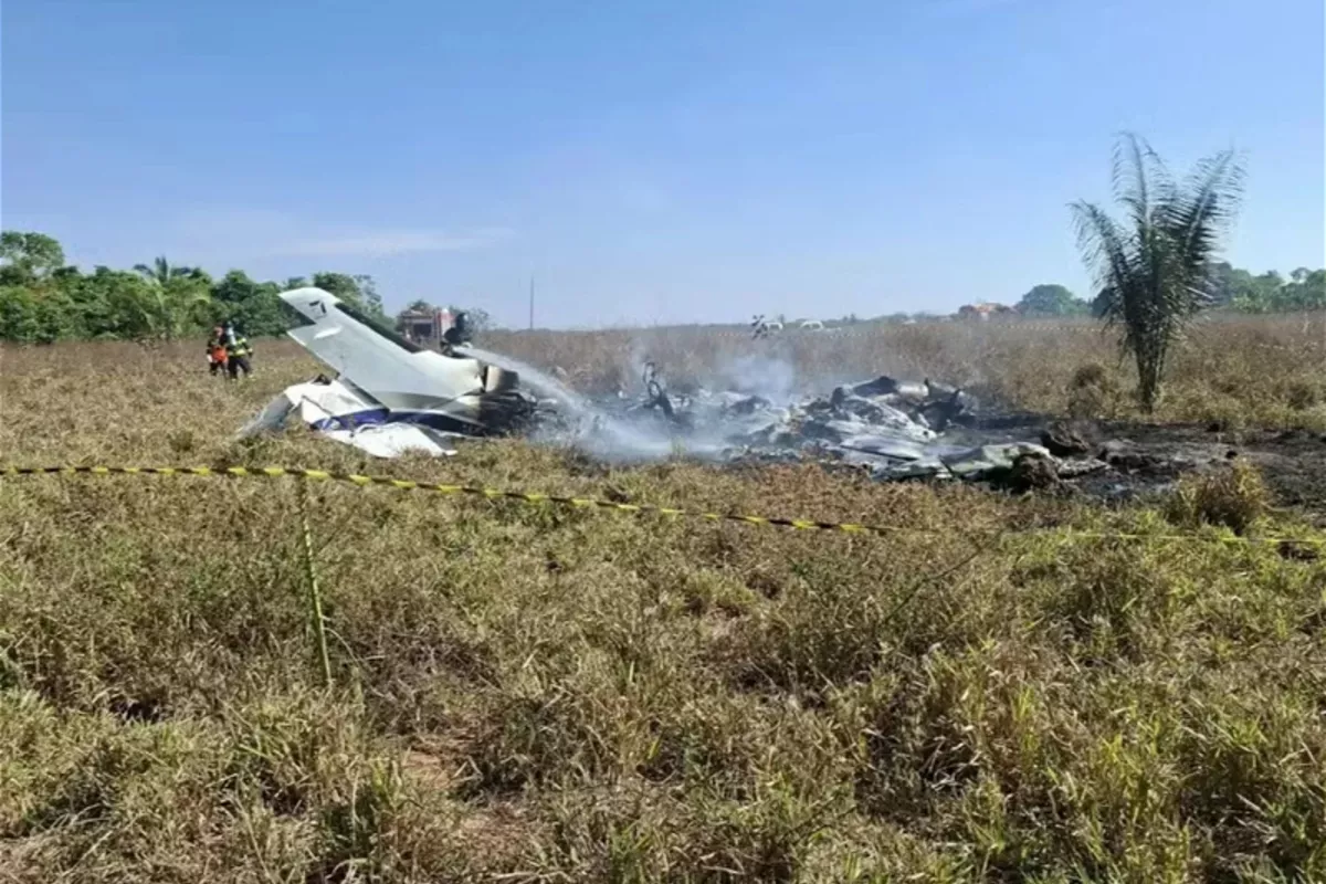 Turkish Businessman Survives Plane Crash at Libyan Airport