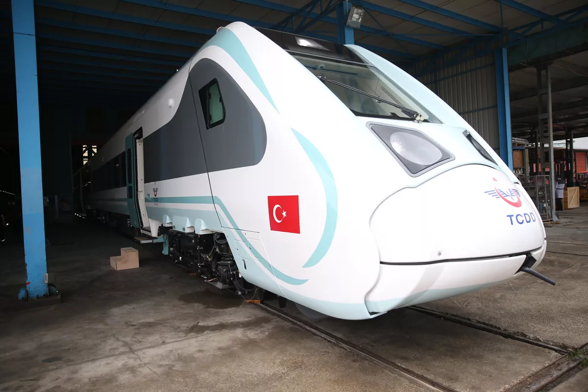 Türkiye Partners with Japan to Modernize High-Speed Rail Monitoring Technology