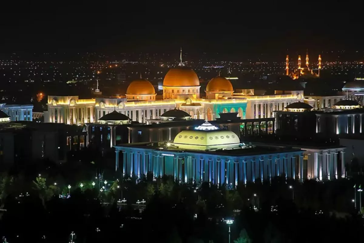 Turkmen Leader Congratulates Kazakhstan on Independence Day