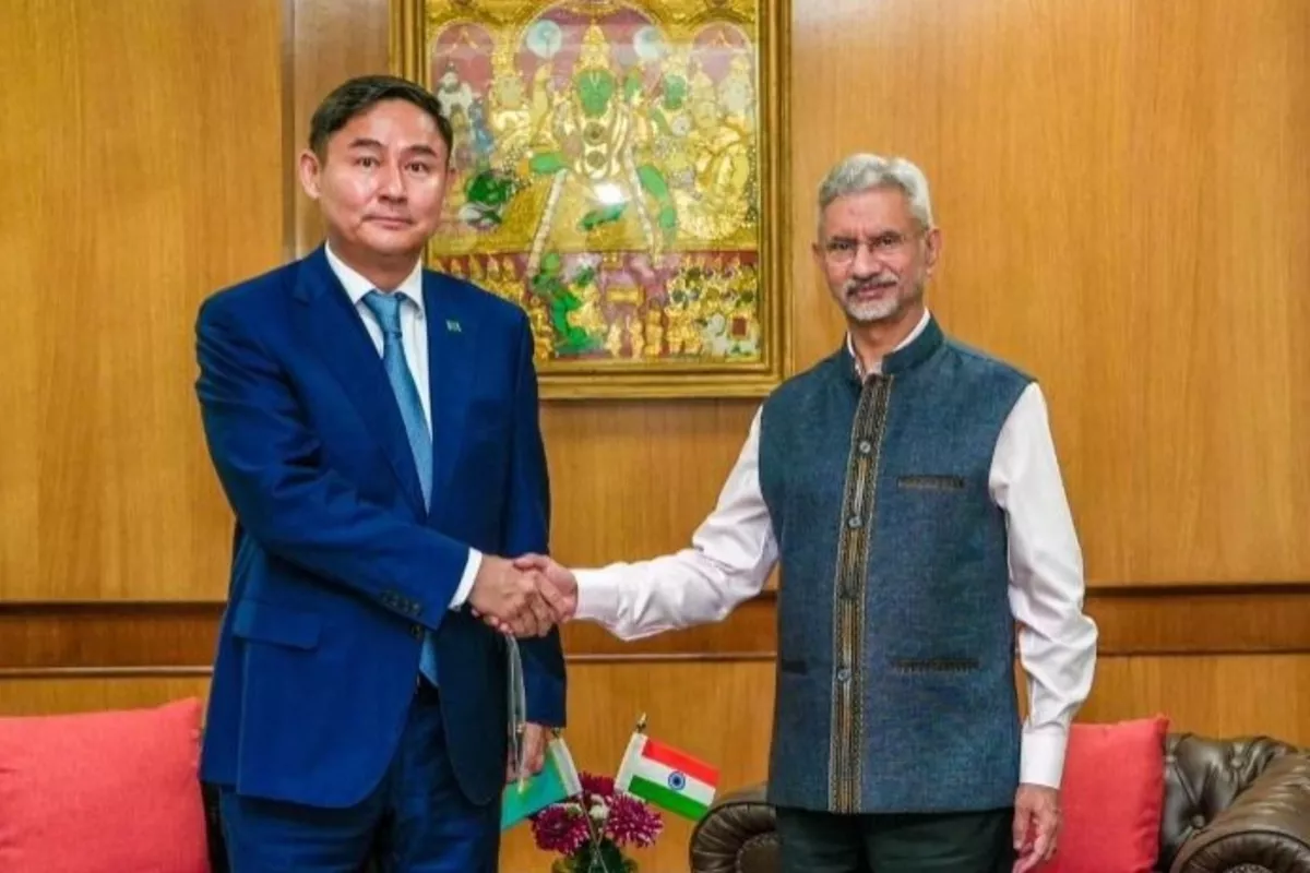 Kazakhstan, India Vow to Deepen Strategic Ties