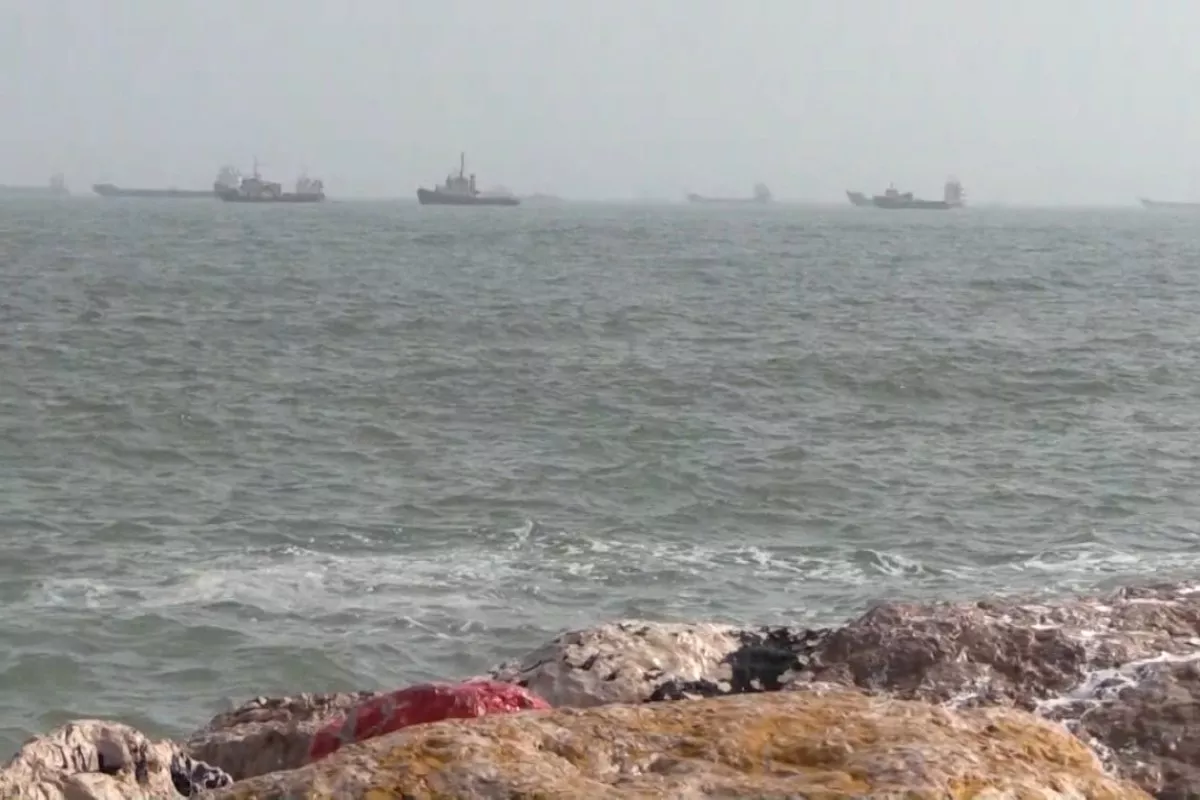 Tankers Strike Mines on Route Through Strait of Hormuz