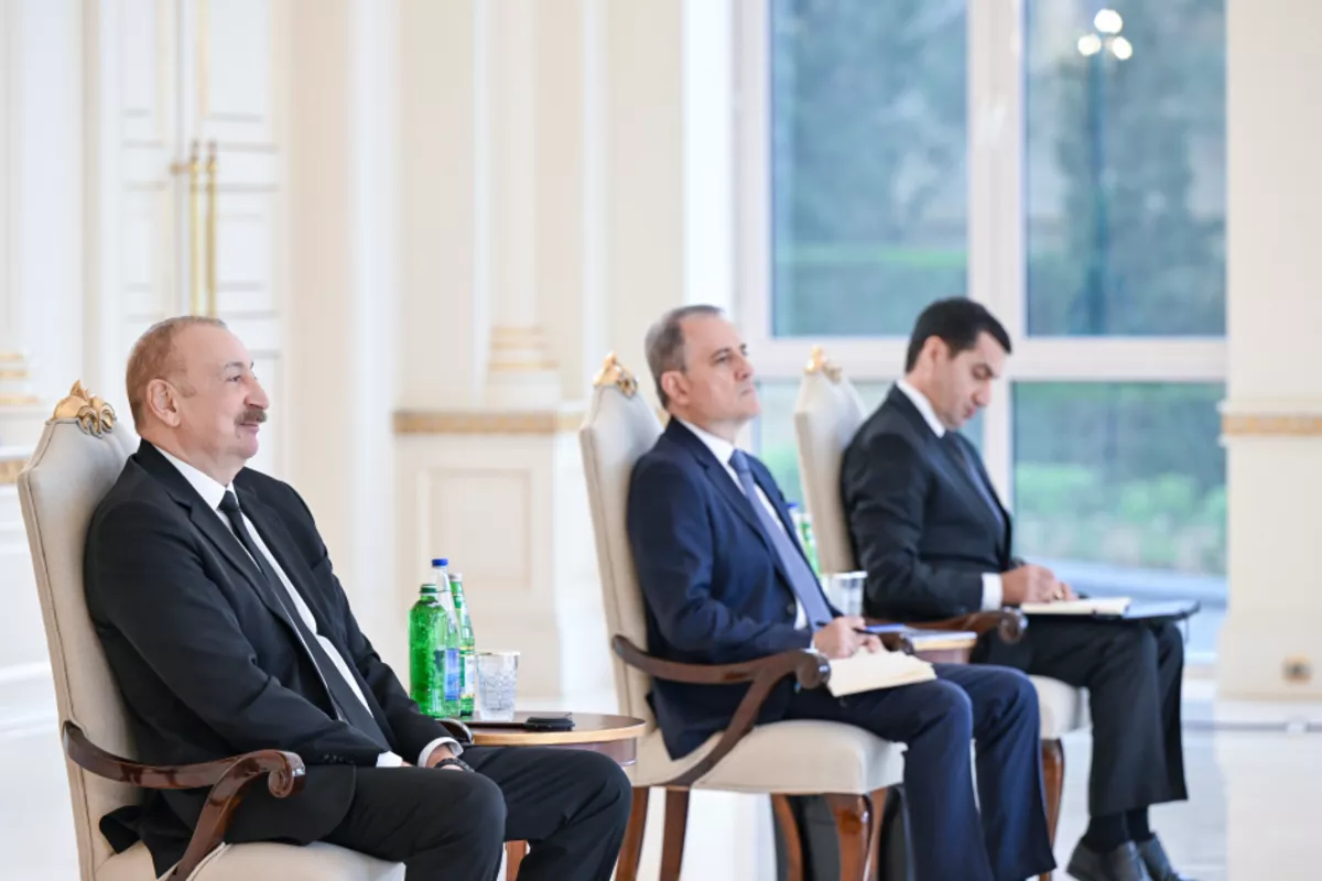 Ilham Aliyev Invites Indonesian President to Visit Azerbaijan