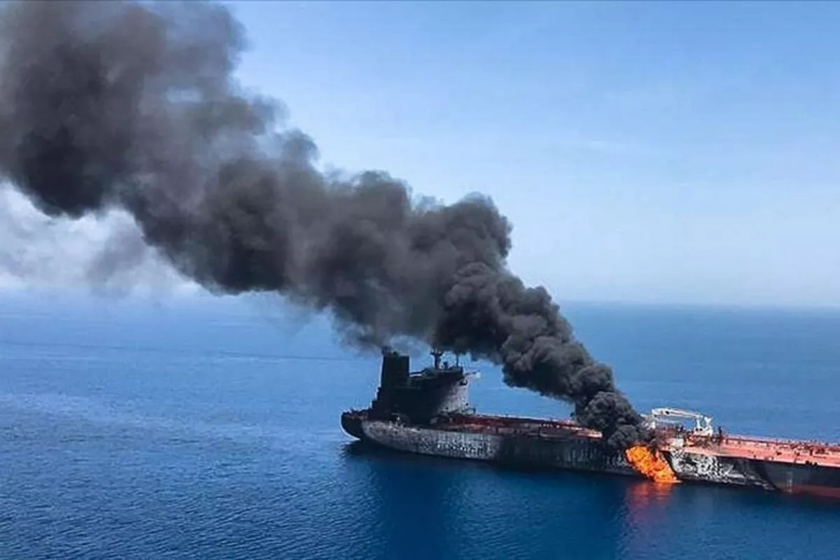 Iranian Missile Strikes Oil Tanker in Qatar's Territorial Waters