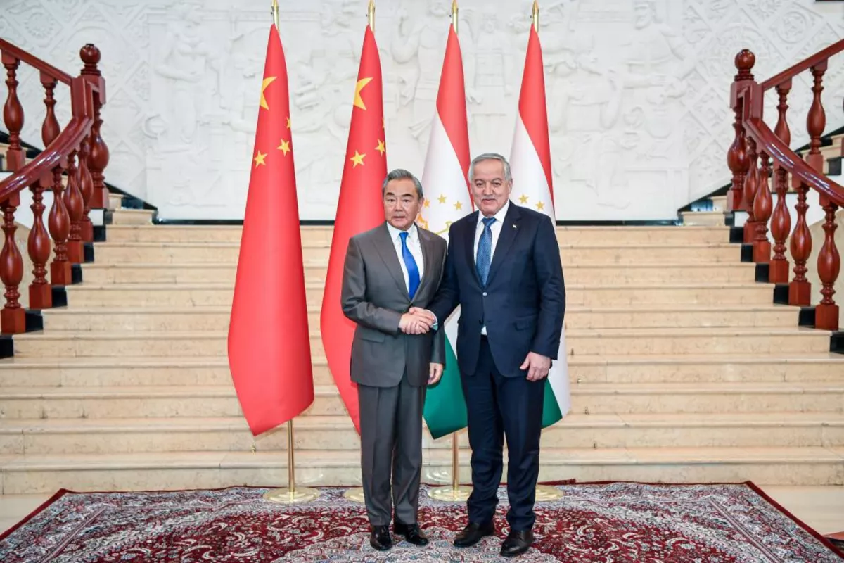 Chinese, Tajik FMs Hold First Strategic Dialogue